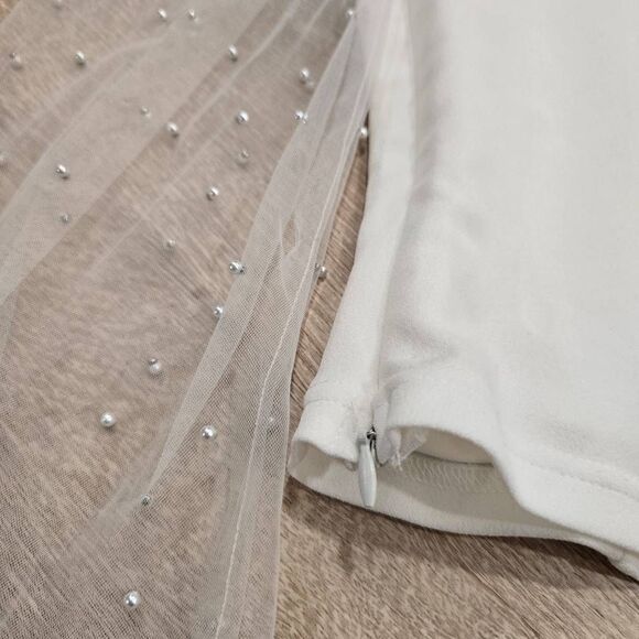 Lulus Deluxe Poise White Pearl Mesh Balloon Sleeve Top Women's Small Cropped NWT - Picture 7 of 8